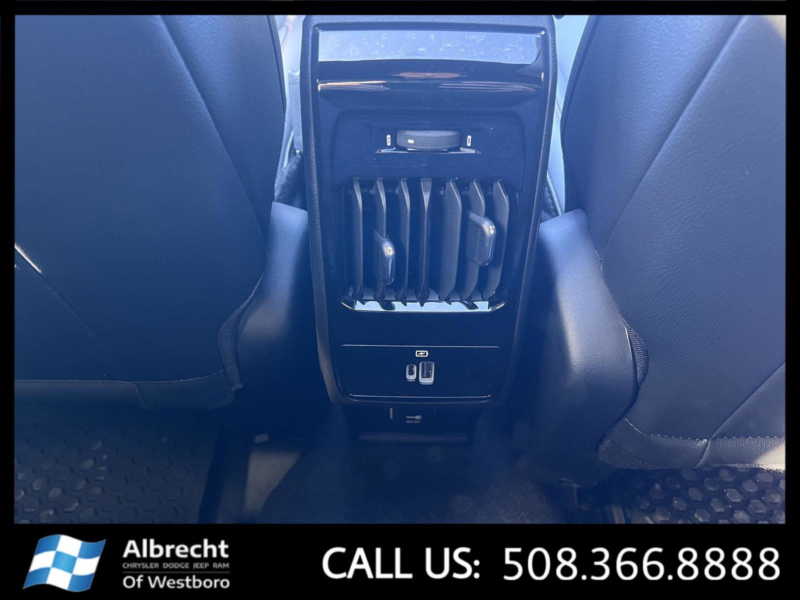 New 2026 Jeep Compass Trailhawk w/ Sun, Sound & Navigation Group image 20