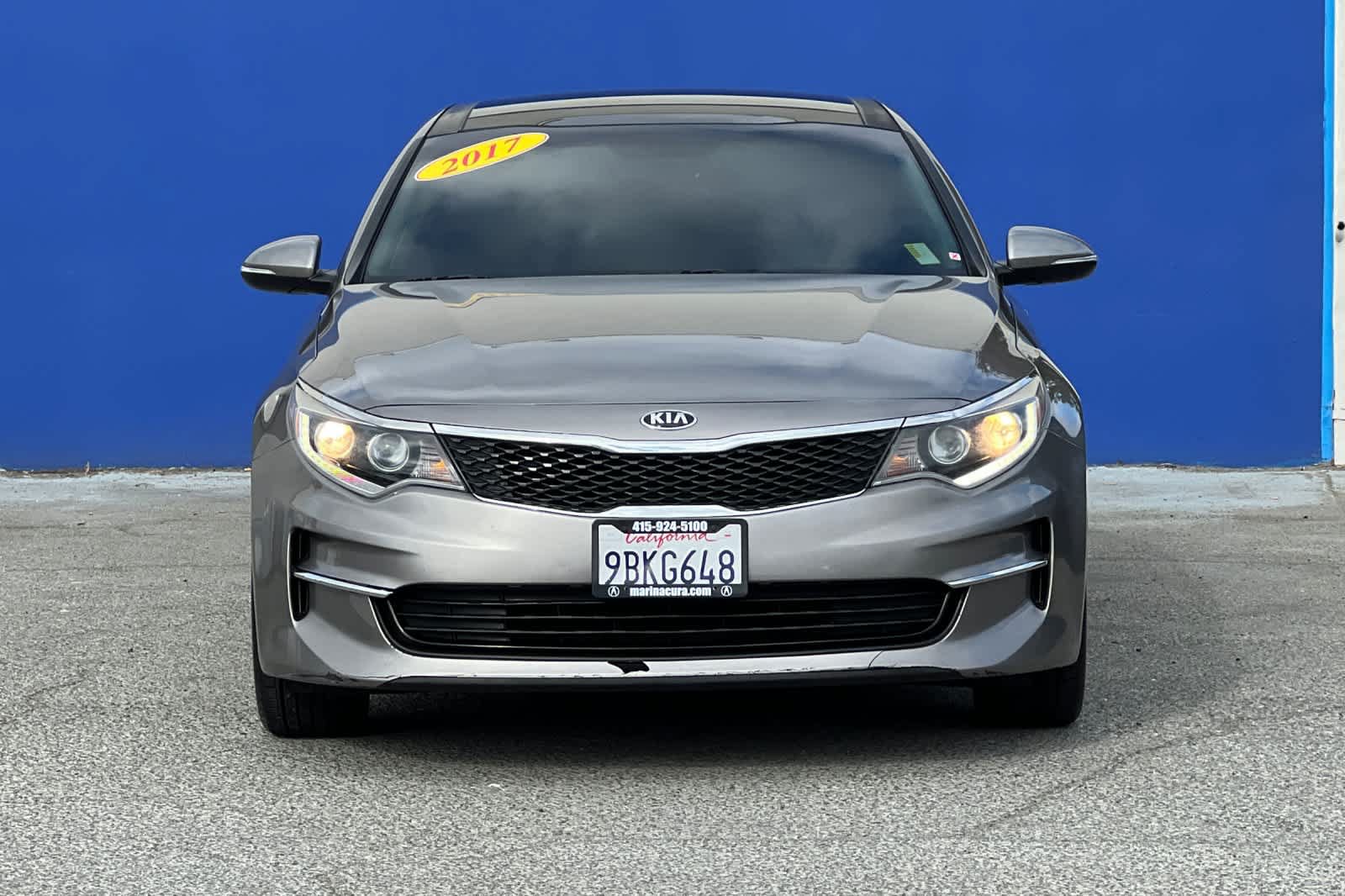 Used 2017 Kia Optima EX w/ Premium Package FWD image 9