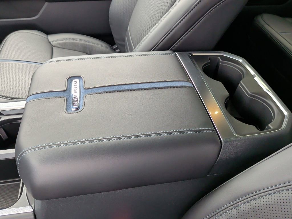 New 2026 Ford F250 Platinum image 34