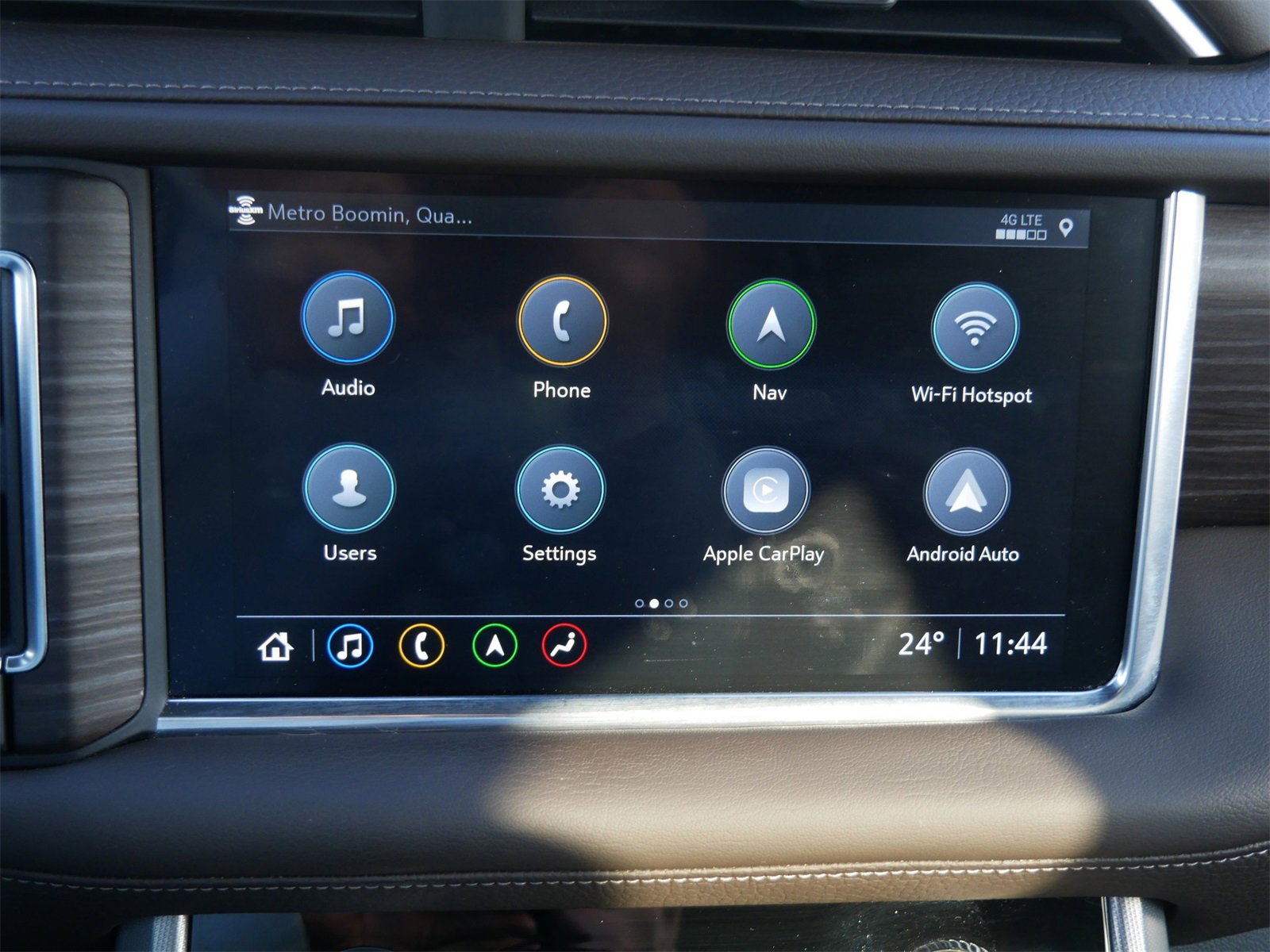 Used 2021 GMC Yukon Denali w/ Denali Premium Package image 17