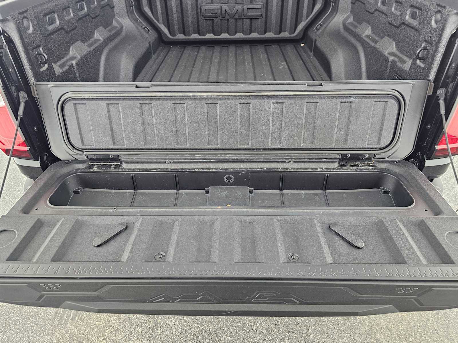 New 2026 GMC Canyon AT4X w/ Off-Road Front Bumper Package AWD/4WD image 15