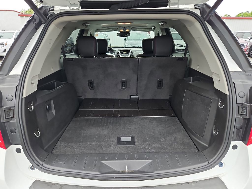 Used 2017 Chevrolet Equinox Premier w/ Enhanced Convenience Package FWD image 28