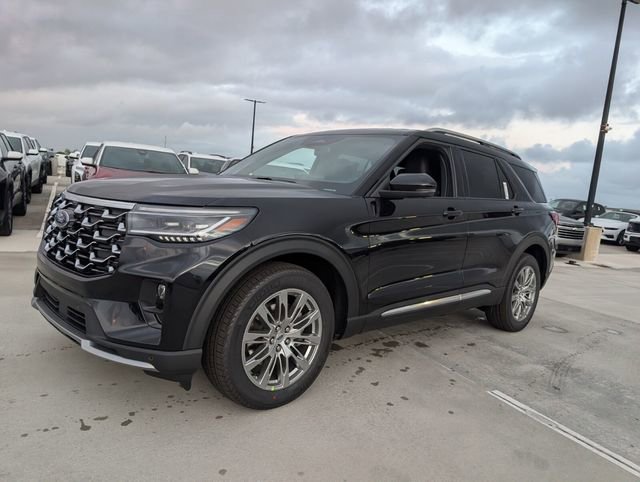 New 2026 Ford Explorer Platinum RWD image 3