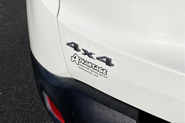 Used 2023 Jeep Renegade Latitude image 31