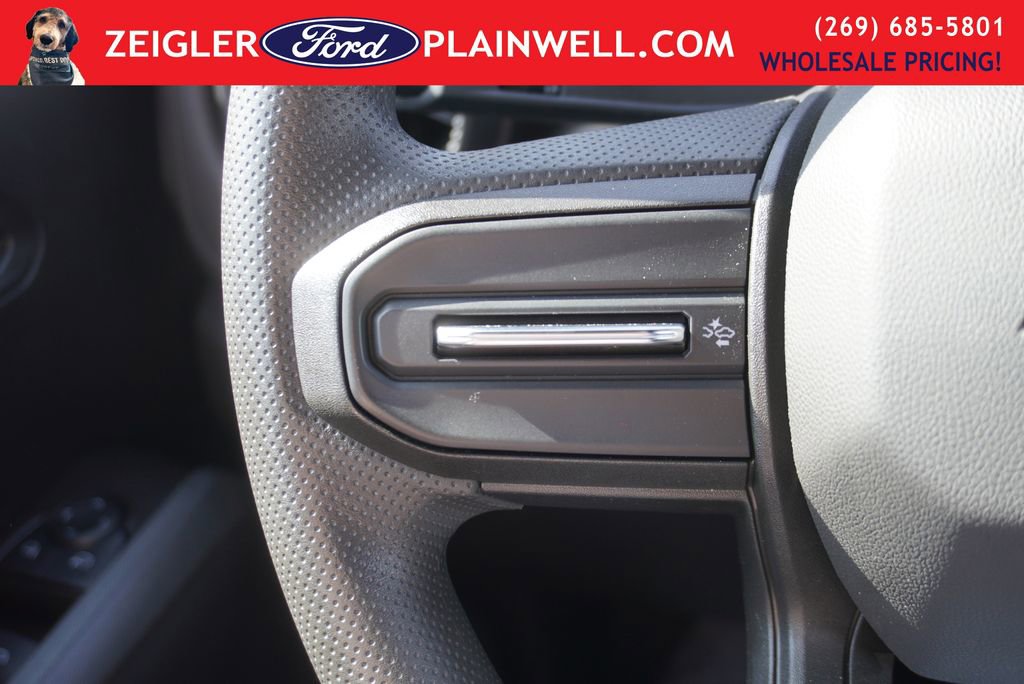 Used 2023 Chevrolet Colorado W/T image 23