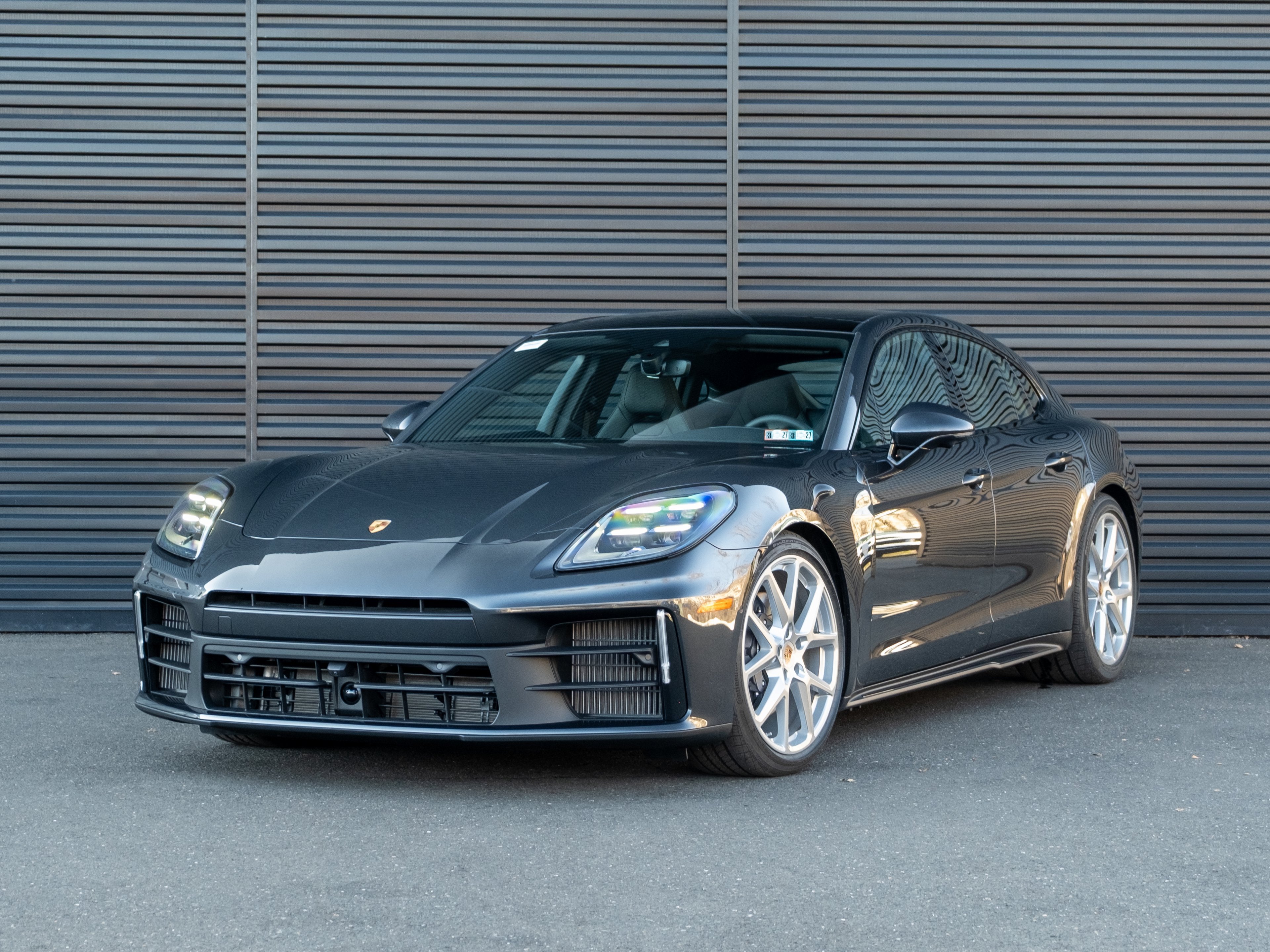 New 2026 Porsche Panamera 4 AWD/4WD image 1