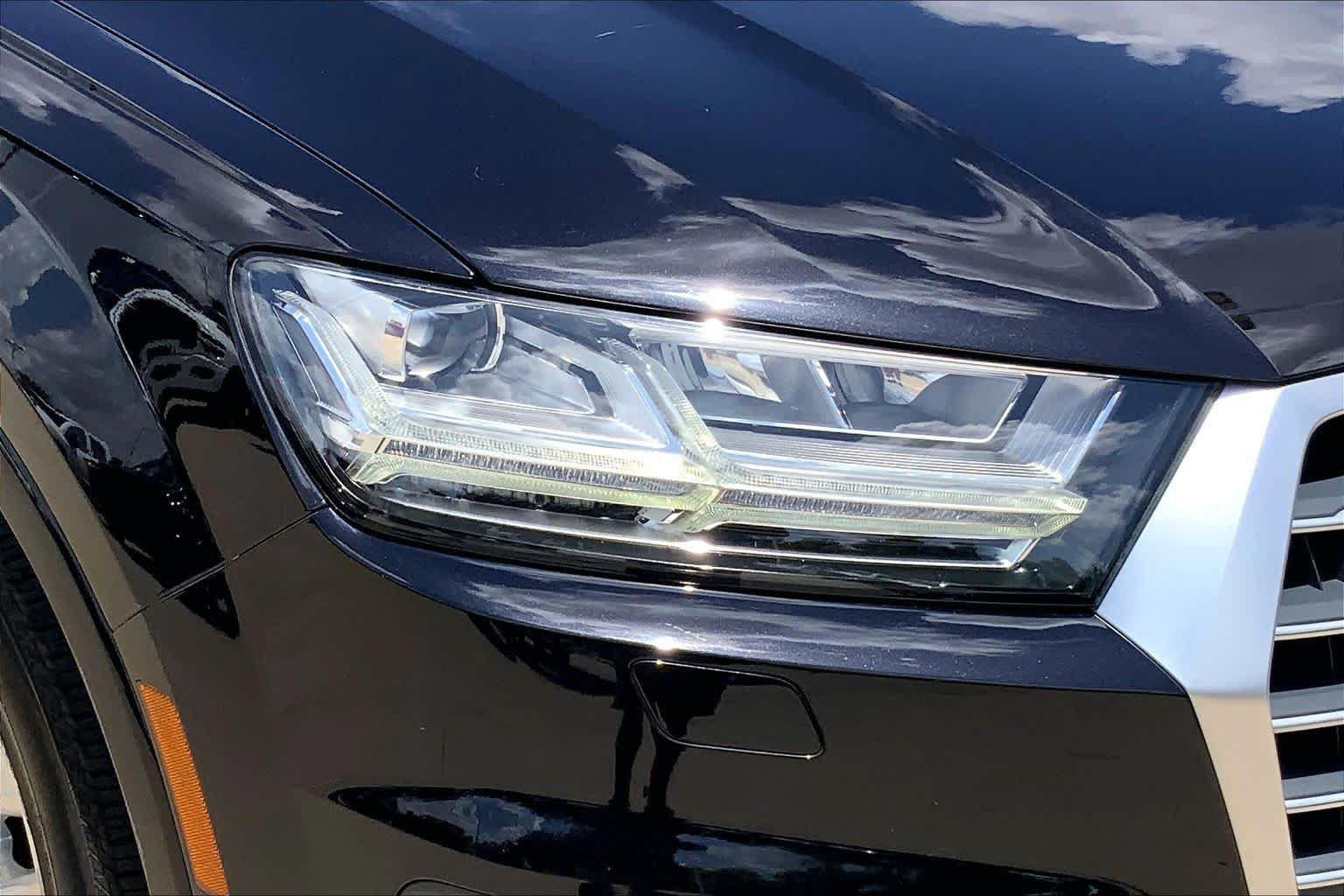 Used 2018 Audi Q7 3.0T Prestige AWD/4WD image 27
