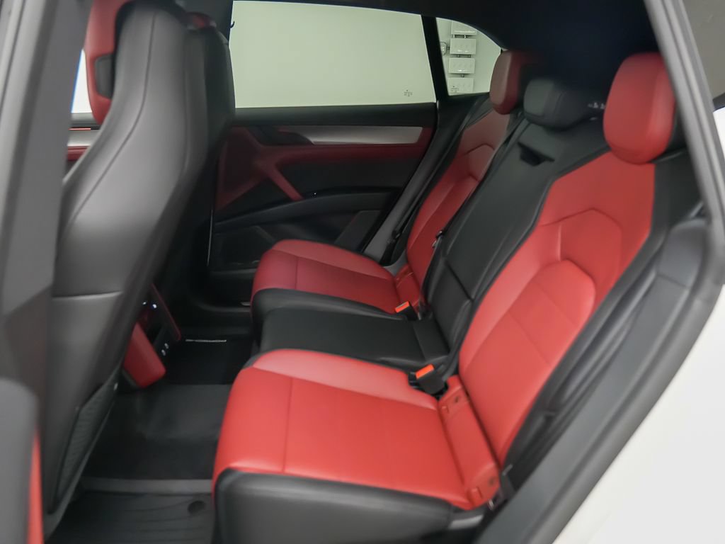 New 2026 Porsche Cayenne Electric AWD/4WD image 17