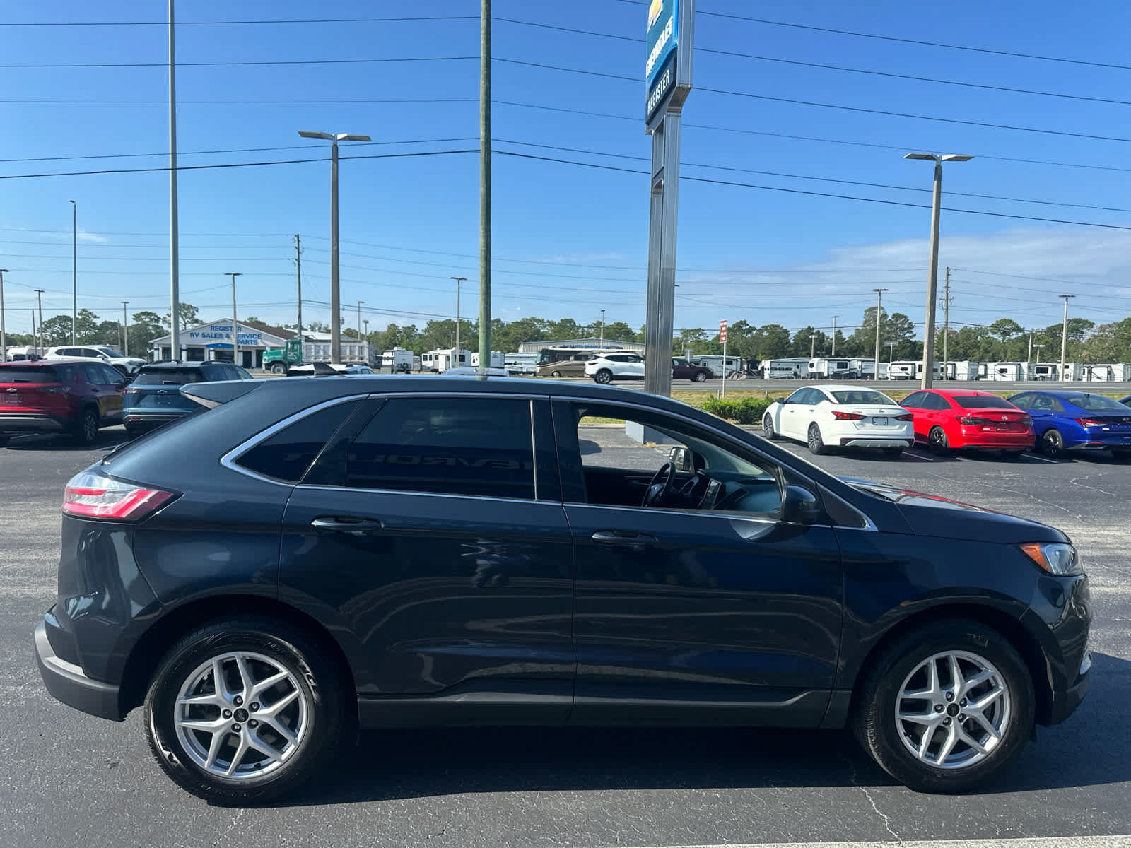 Used 2023 Ford Edge SEL AWD/4WD image 6