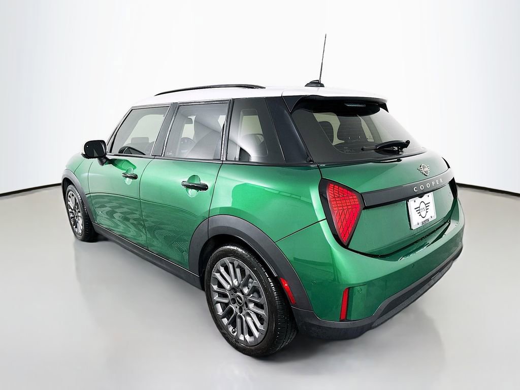 Certified 2025 MINI Cooper 4-Door Hardtop FWD image 7