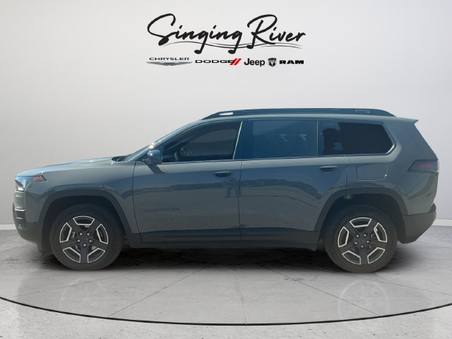 Used 2026 Jeep Cherokee Laredo AWD/4WD image 4