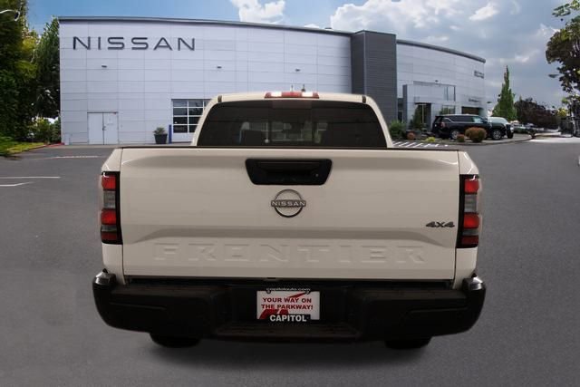 New 2026 Nissan Frontier S image 3