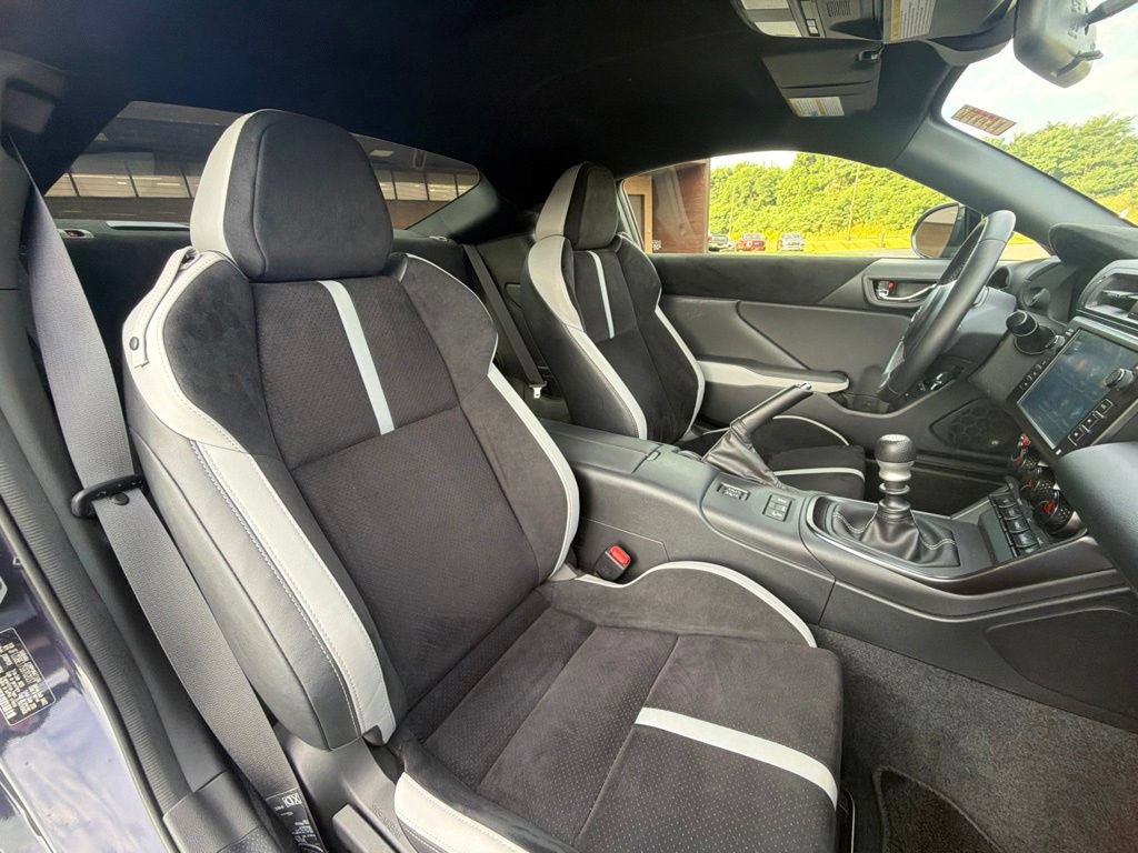 Used 2025 Subaru BRZ Limited RWD image 43