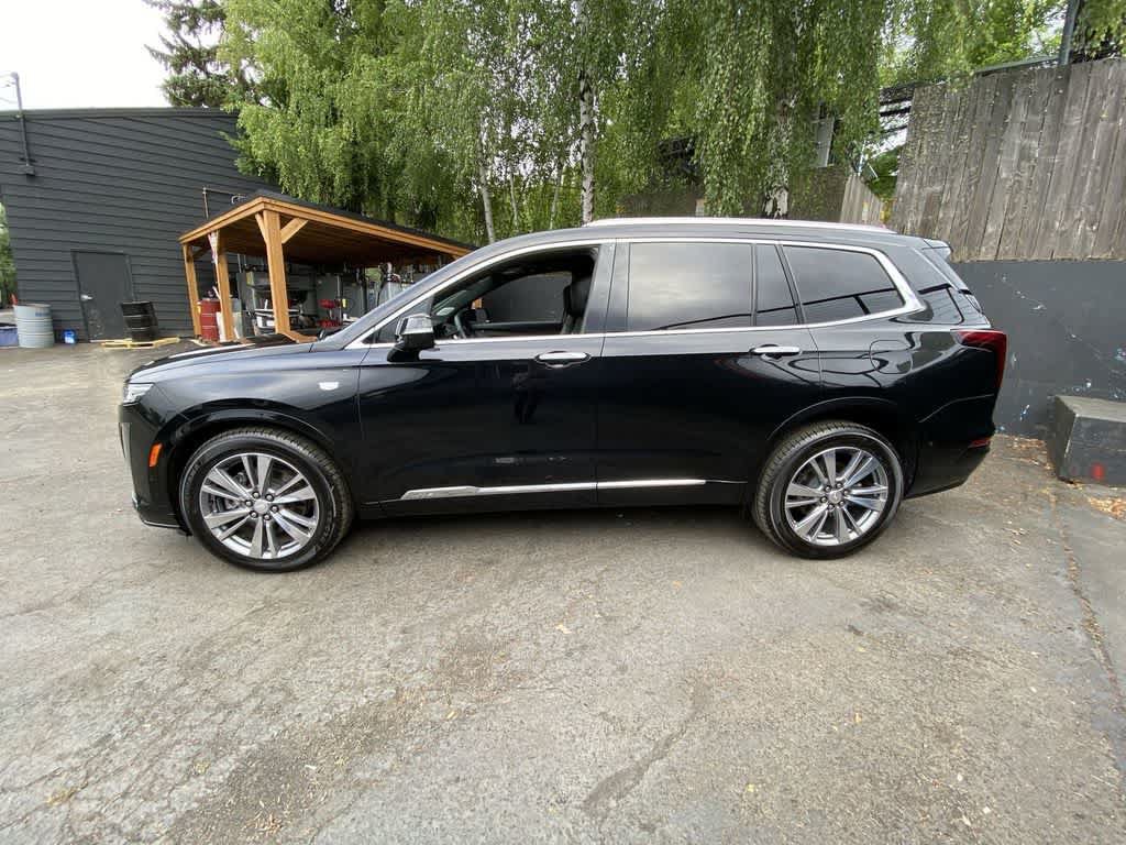 Used 2020 Cadillac XT6 Premium Luxury w/ Platinum Package AWD/4WD image 3