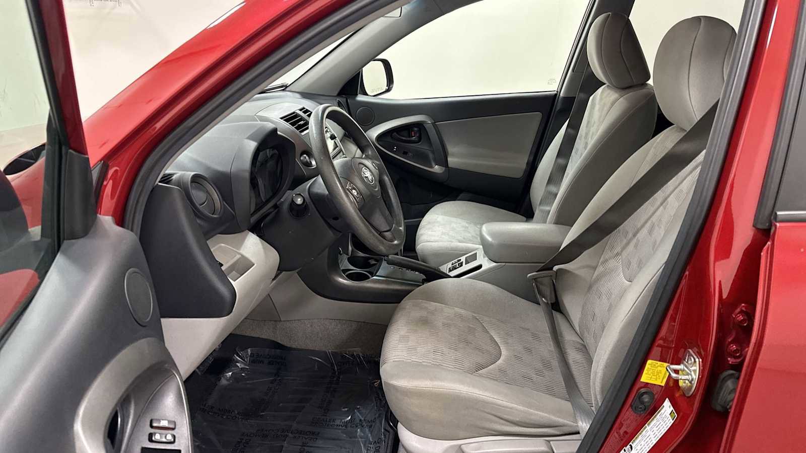 Used 2012 Toyota RAV4 4WD image 13