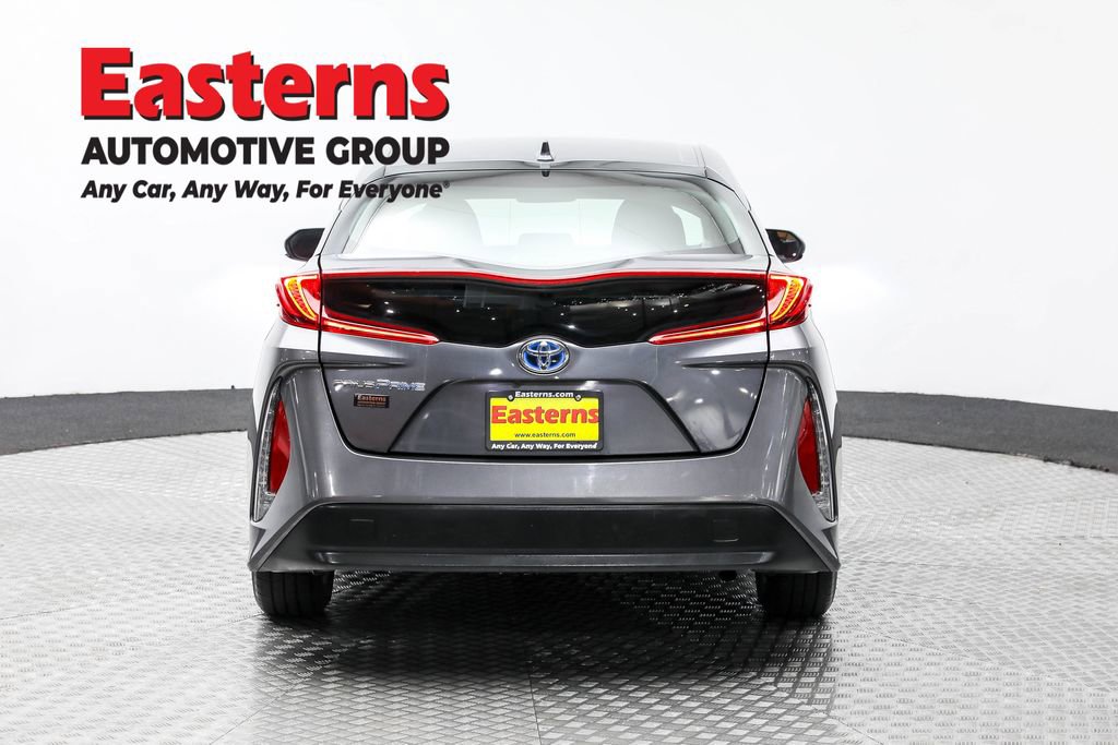 Used 2022 Toyota Prius Prime LE FWD image 6