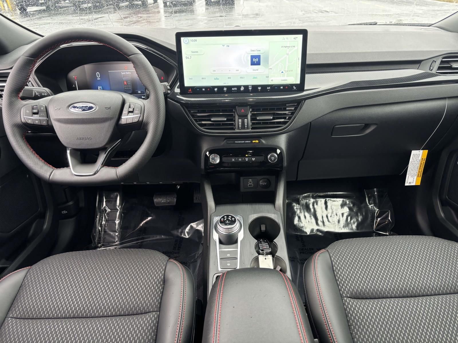 New 2026 Ford Escape ST-Line w/ Tech Pack #1 FWD image 30