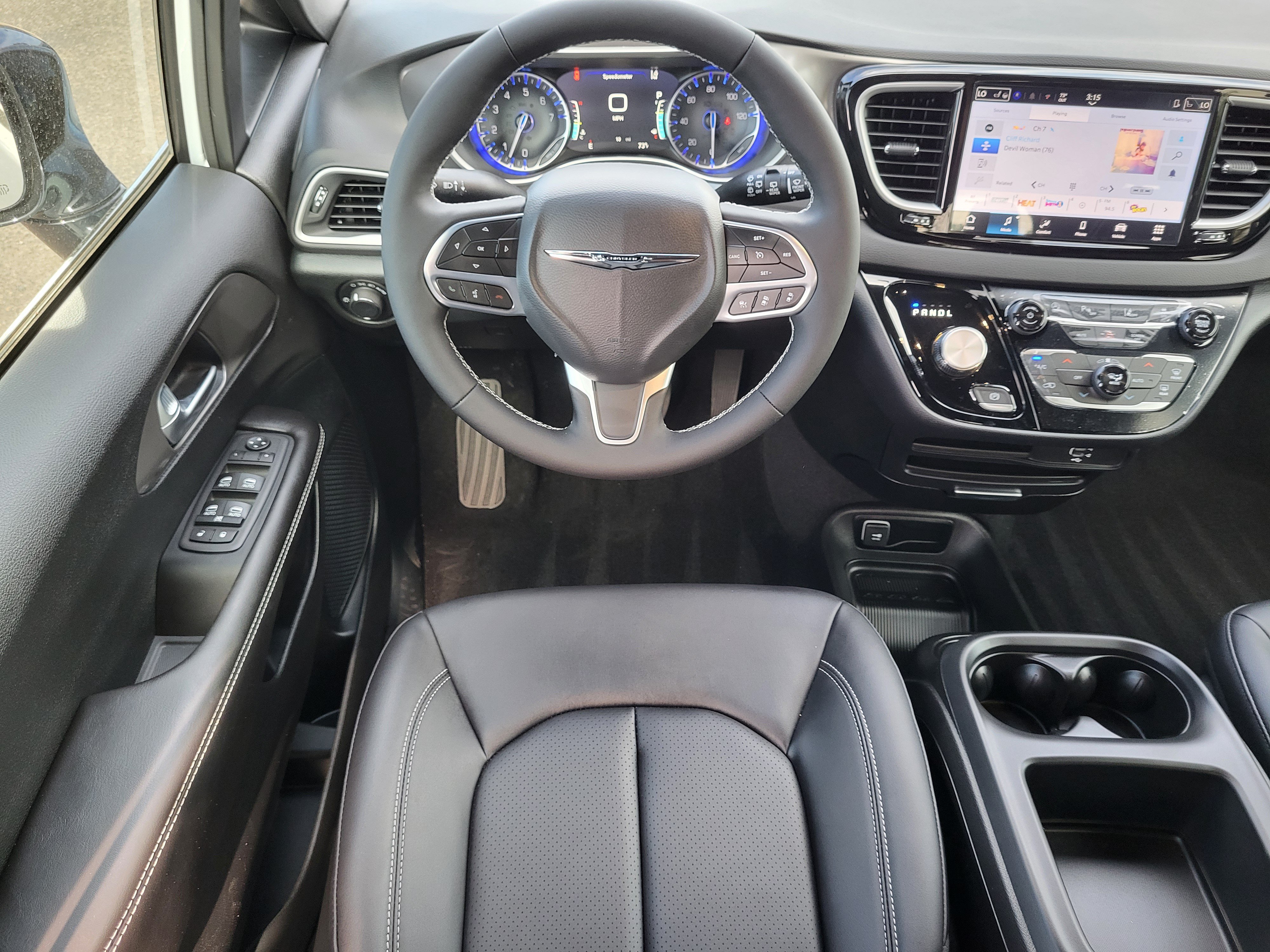 New 2026 Chrysler Voyager LX FWD image 29