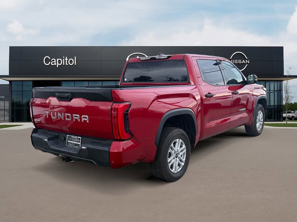 Used 2022 Toyota Tundra SR5 w/ SR5 Convenience Package image 5