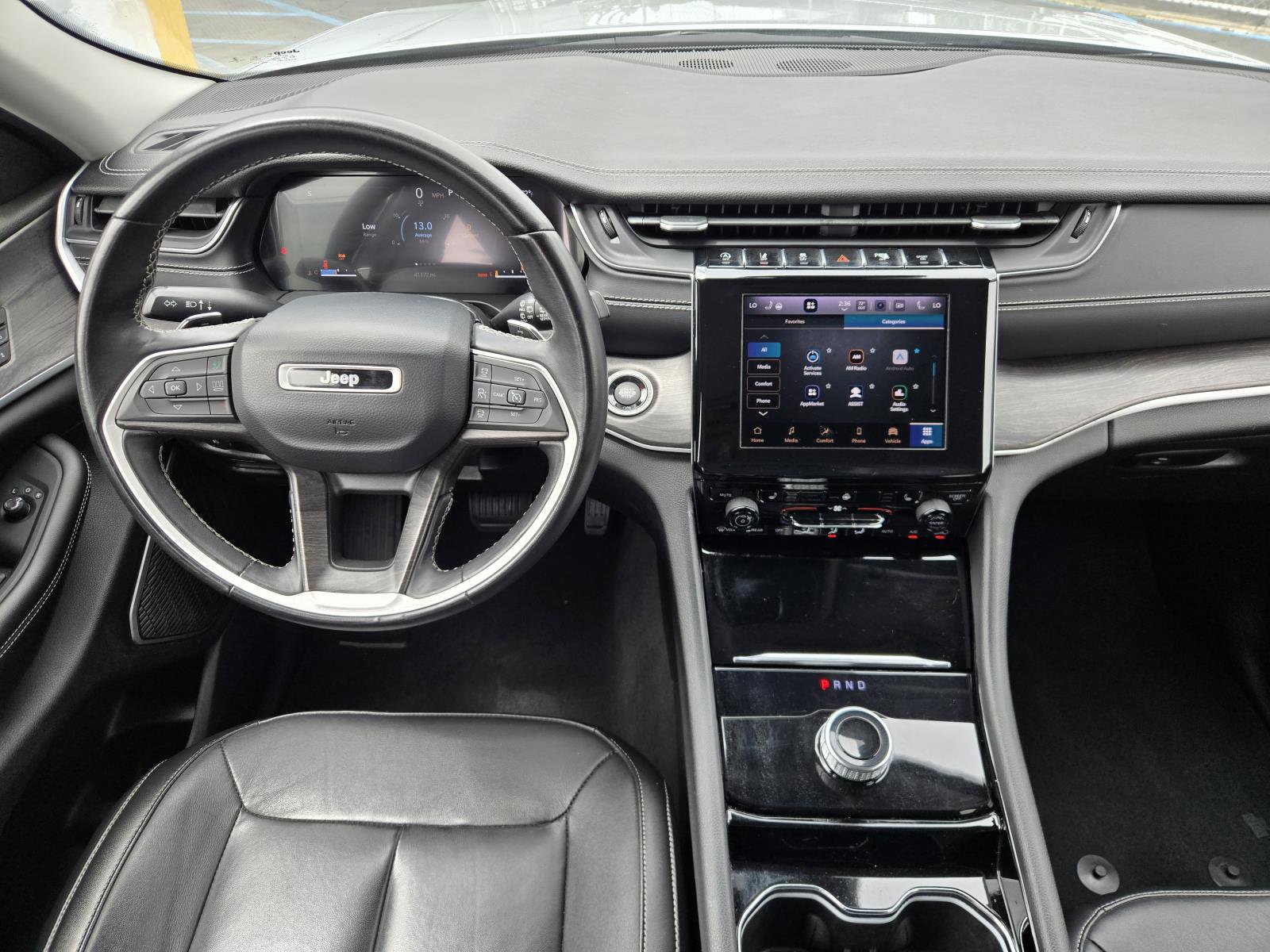 Certified 2022 Jeep Grand Cherokee L Limited RWD image 6