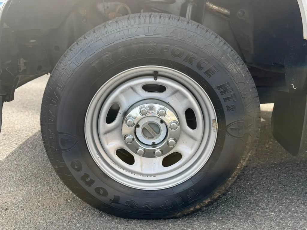 Used 2016 Ford F250 XL w/ Power Equipment Group AWD/4WD image 12