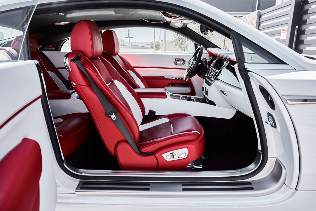 Used 2020 Rolls-Royce Wraith RWD image 23