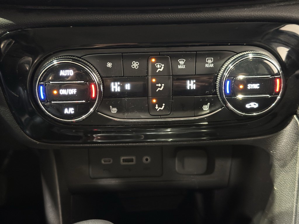 Used 2023 Buick Encore GX Select image 28