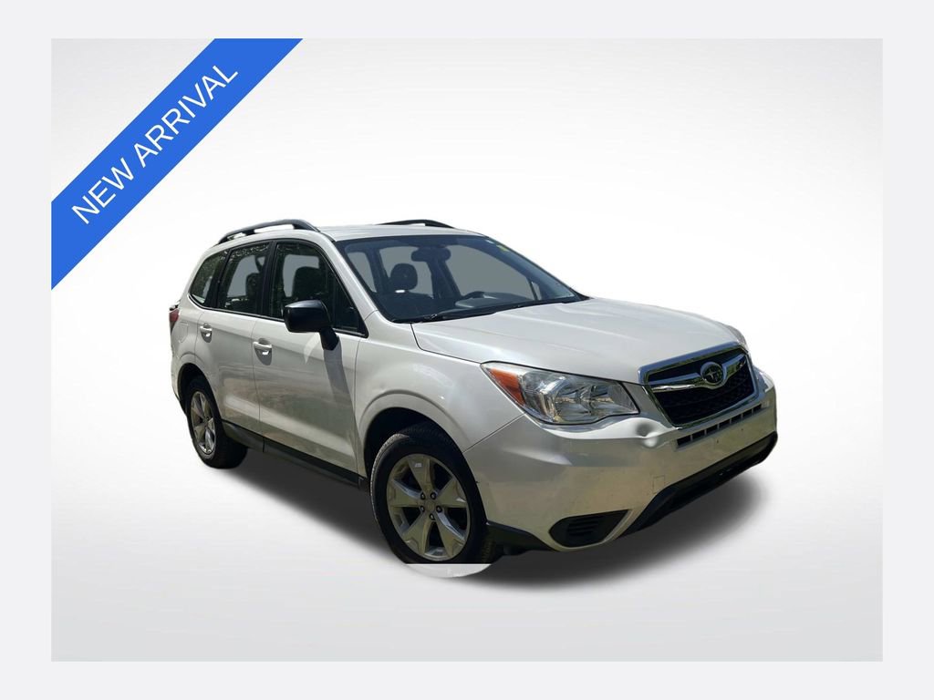 Used 2015 Subaru Forester 2.5i w/ Alloy Wheel Package