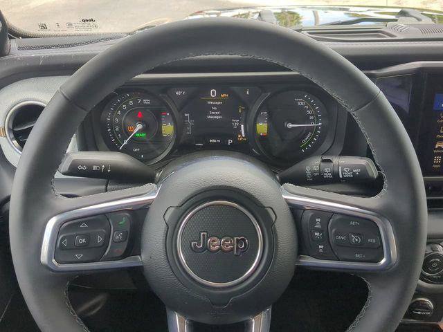 Certified 2025 Jeep Wrangler Unlimited Sahara w/ Safety Group image 30