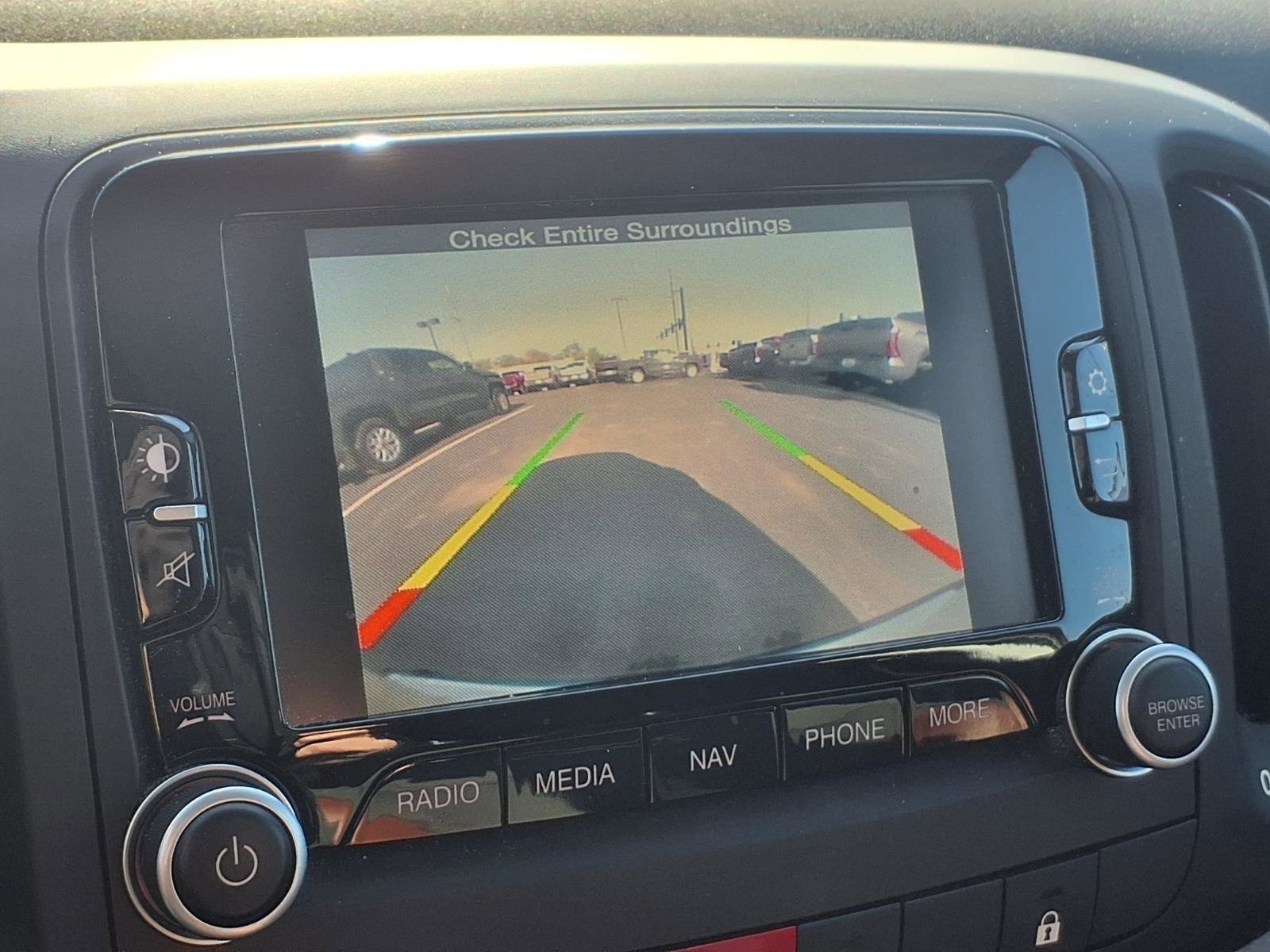 Used 2016 FIAT 500L Trekking FWD image 9