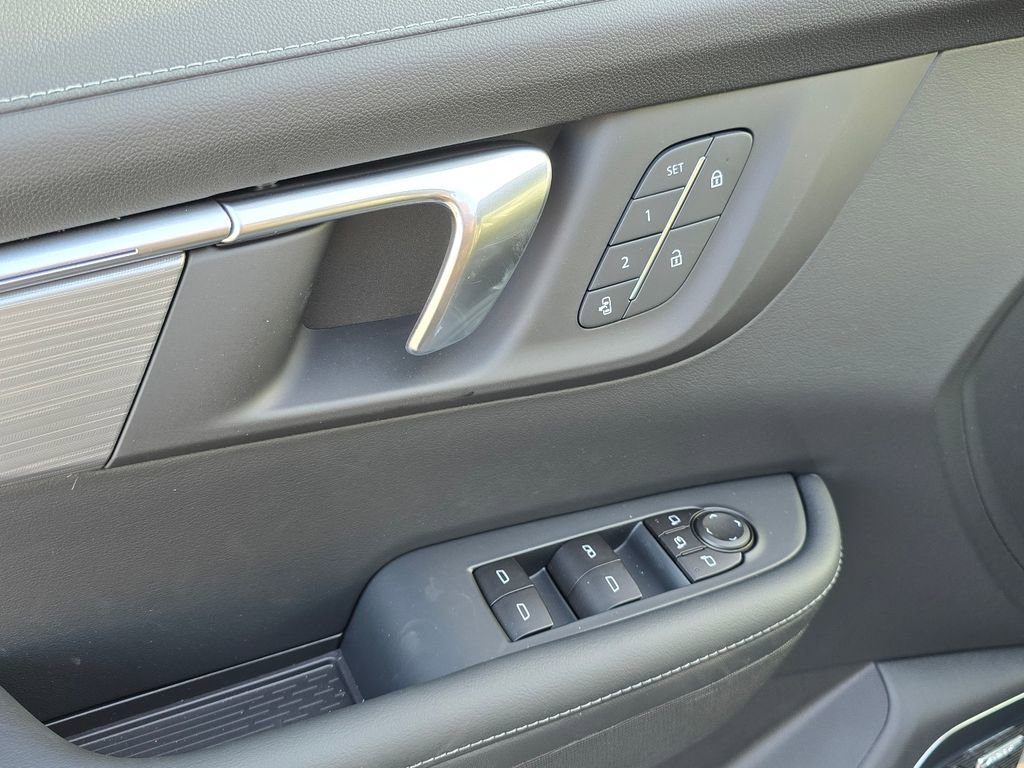 New 2026 Buick Enclave Preferred w/ Power Package image 13