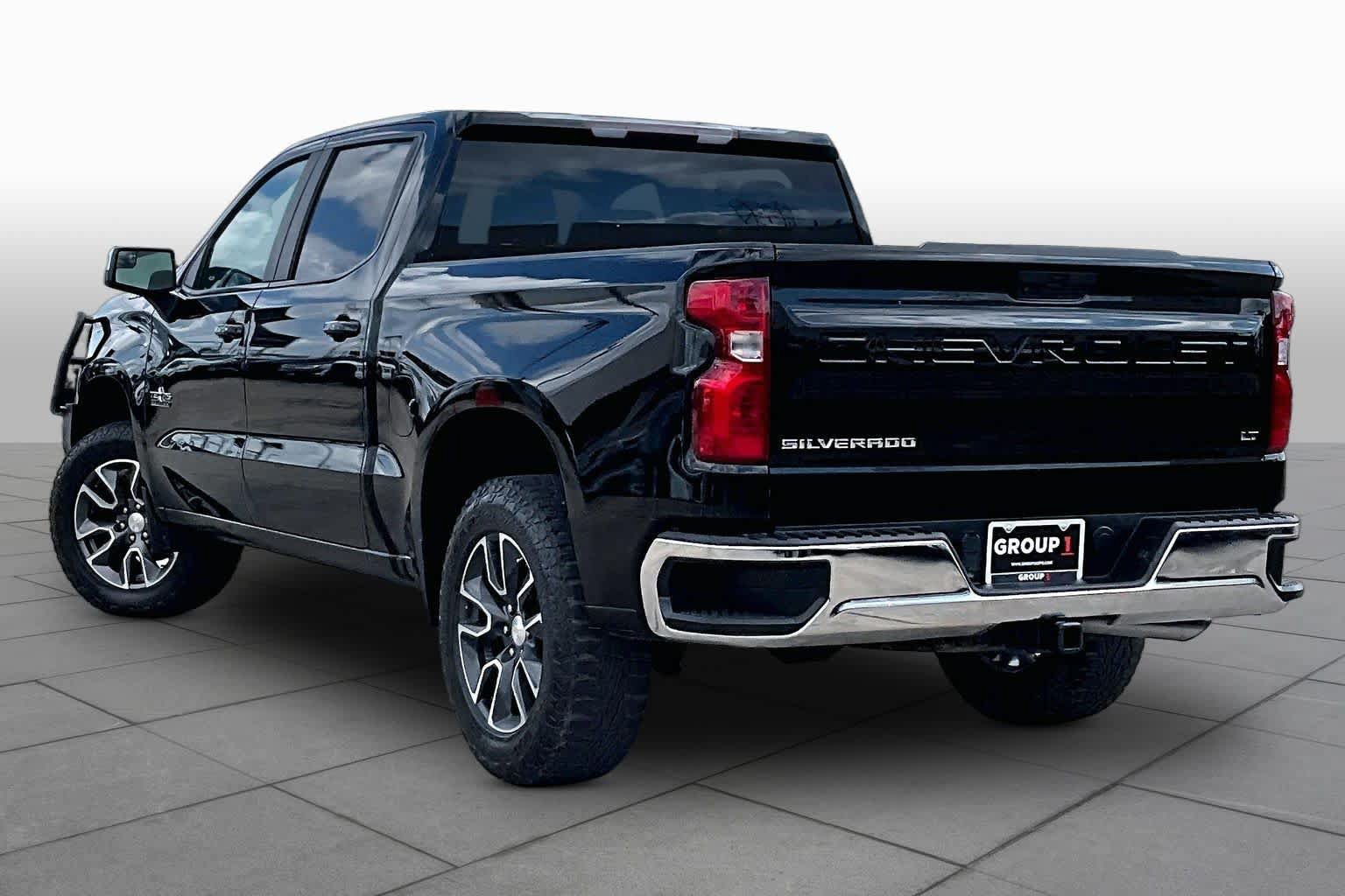 Used 2020 Chevrolet Silverado 1500 LT w/ Texas Edition RWD image 12