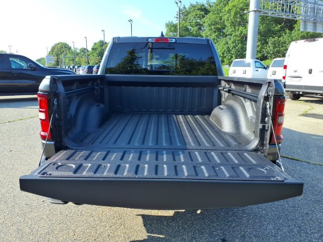 New 2026 RAM 1500 Express AWD/4WD image 7