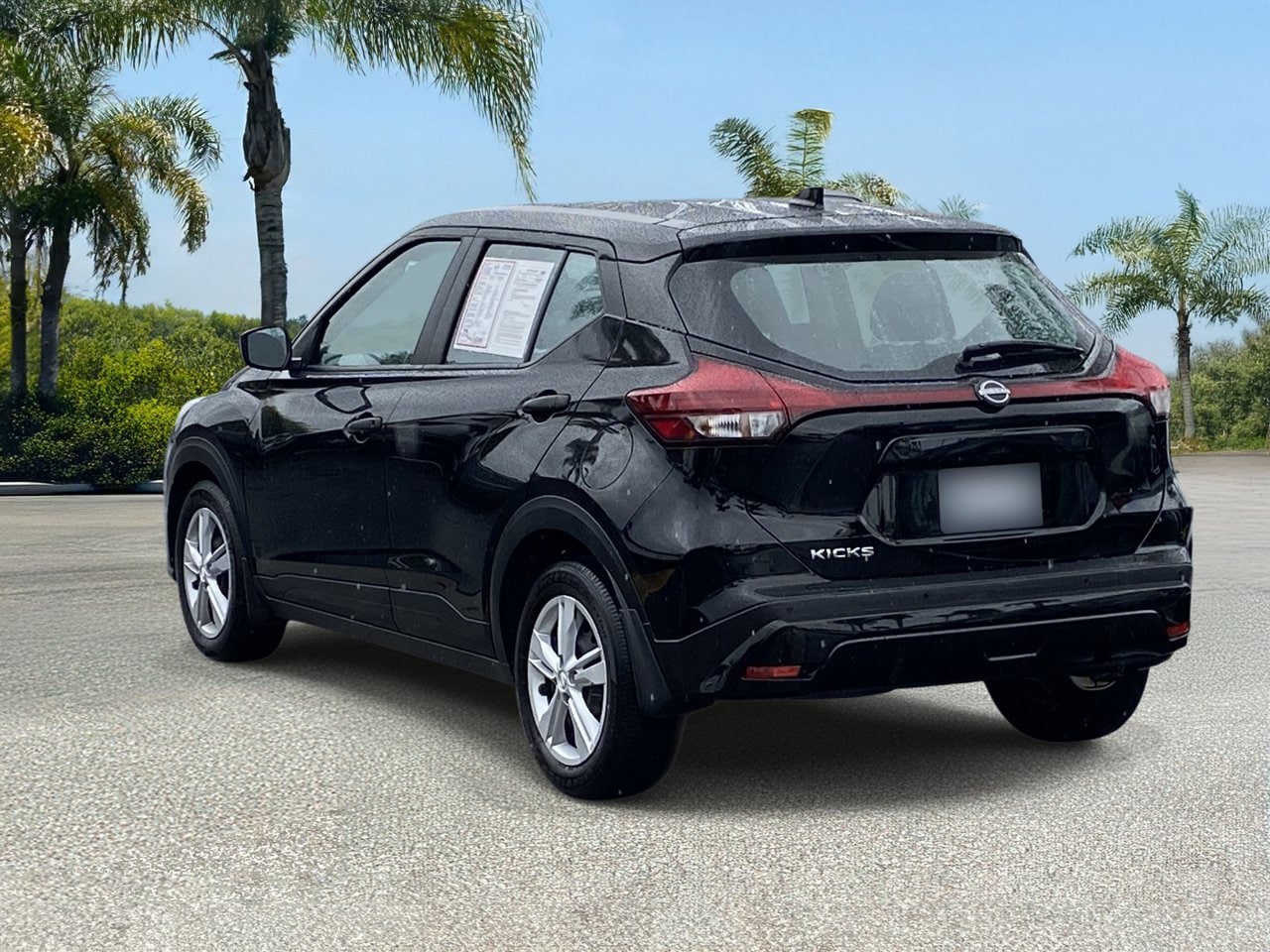 Certified 2025 Nissan Kicks Play S FWD image 3
