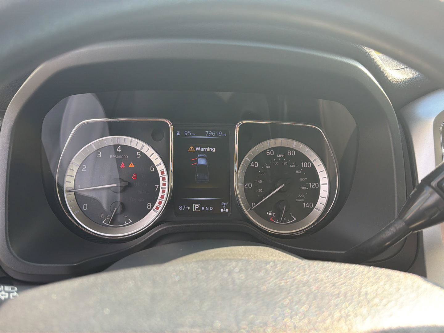 Used 2017 Nissan Titan SV AWD/4WD image 22