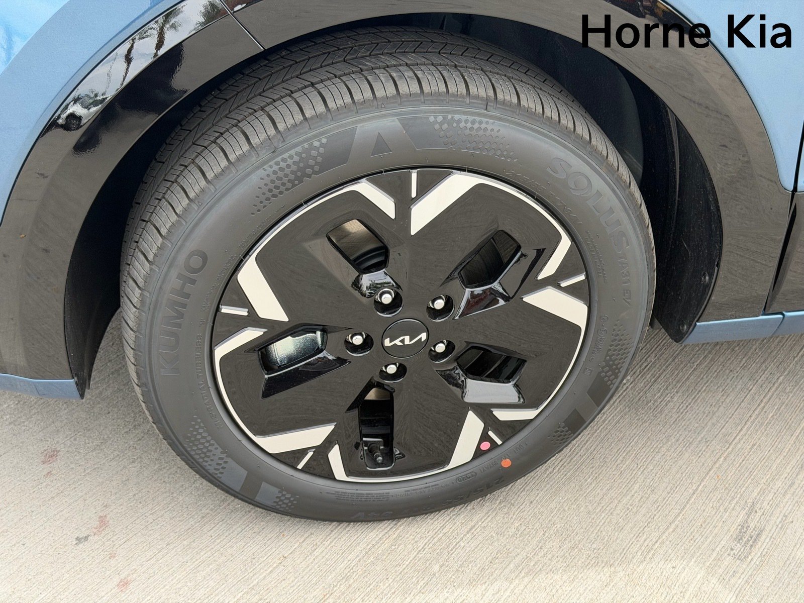 New 2026 Kia Niro Wind FWD image 8