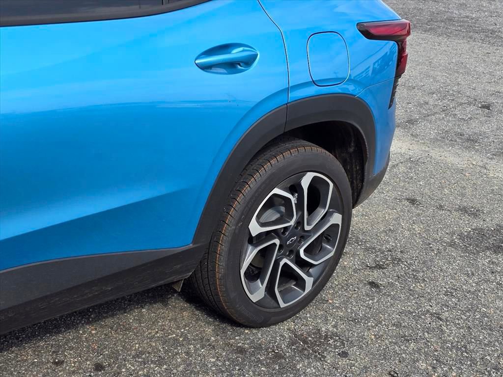 New 2026 Chevrolet Trax RS w/ Driver Confidence Package image 14