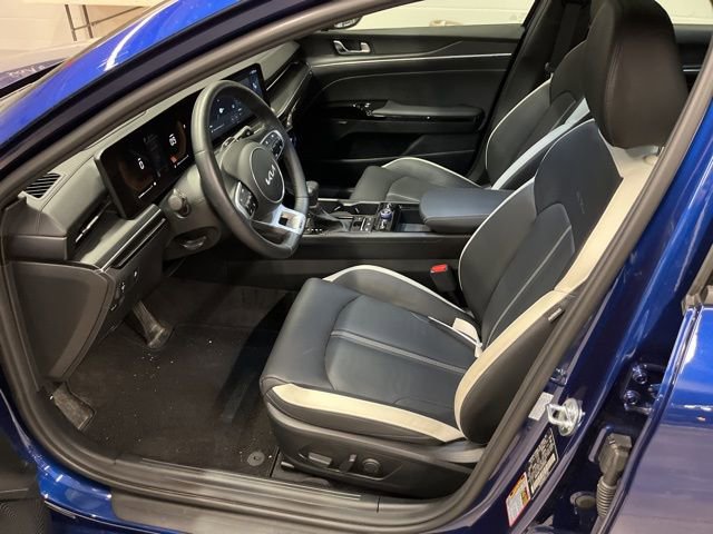 Certified 2025 Kia K5 GT-Line w/ GT-Line Premium Package AWD/4WD image 5