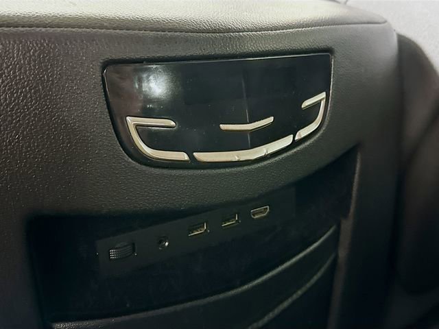 Used 2020 Cadillac Escalade ESV Luxury image 29