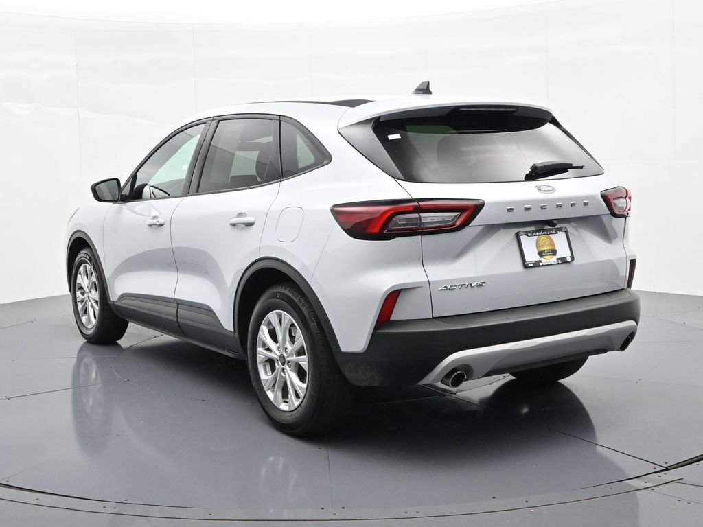 Used 2025 Ford Escape Active FWD image 8