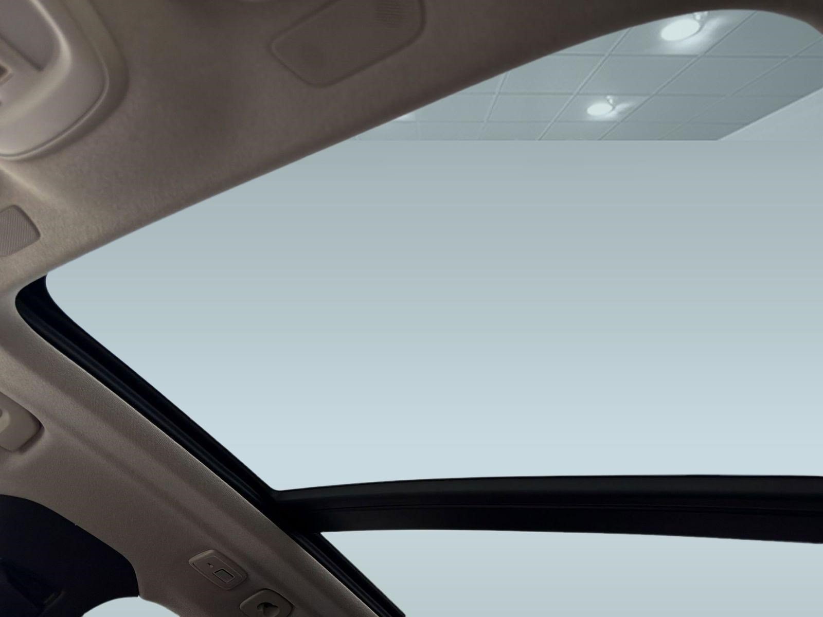 New 2026 Volvo XC40 B4 Core w/ Protection Package FWD image 15
