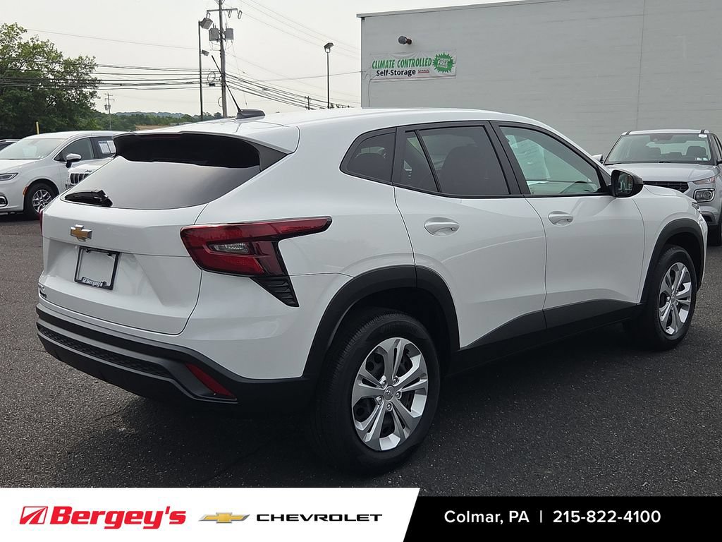 Certified 2024 Chevrolet Trax LS FWD image 5