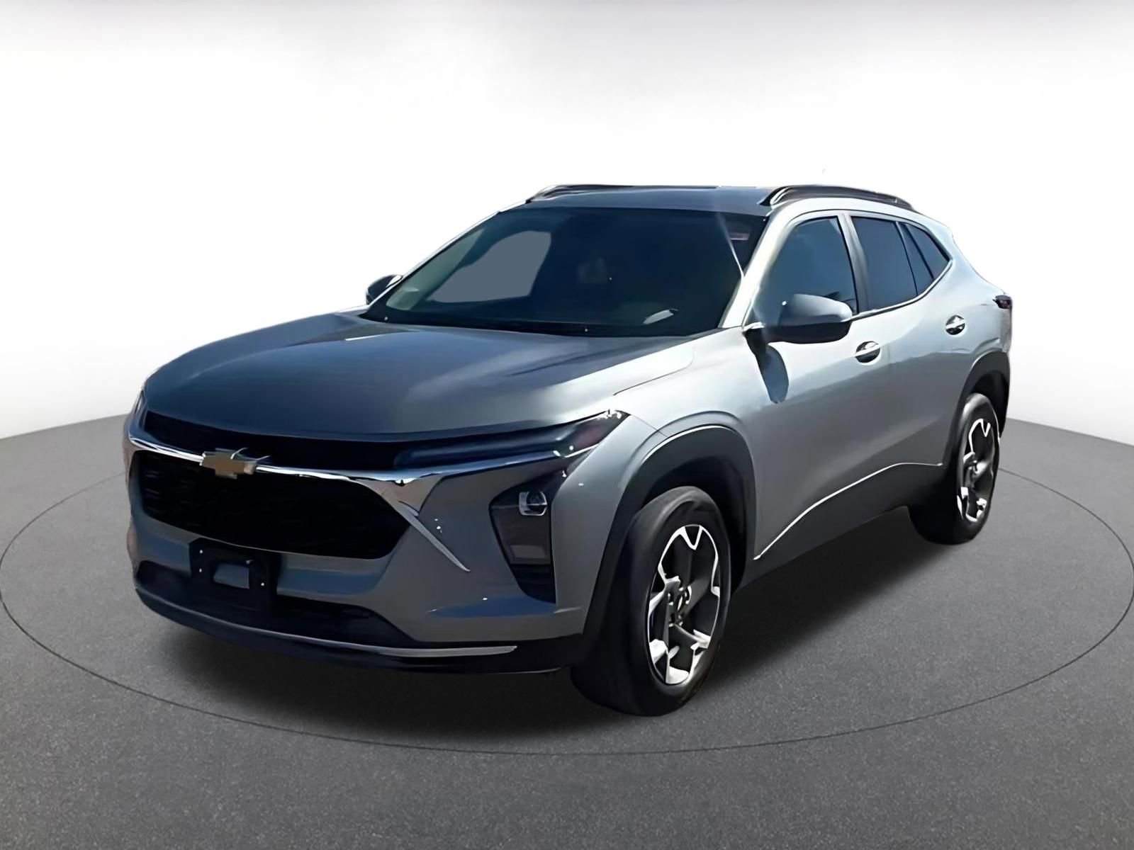 Used 2025 Chevrolet Trax LT w/ LT Convenience Package FWD image 7