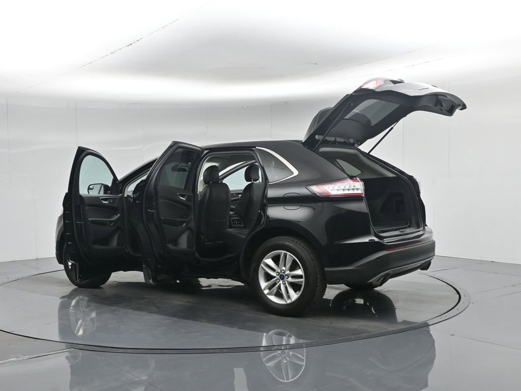 Used 2016 Ford Edge SEL image 33