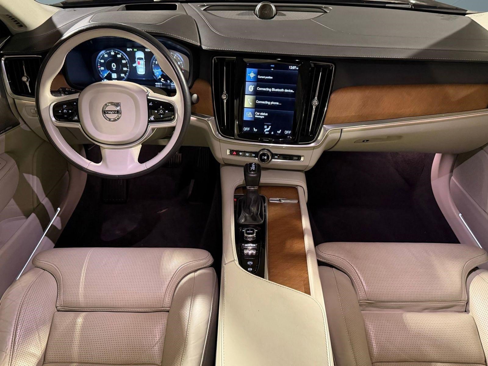 Used 2017 Volvo S90 T6 Inscription w/ Vision Package image 26