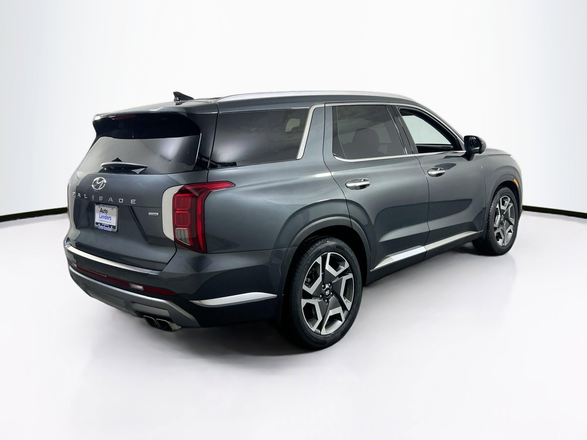 Used 2023 Hyundai Palisade Limited AWD/4WD image 5