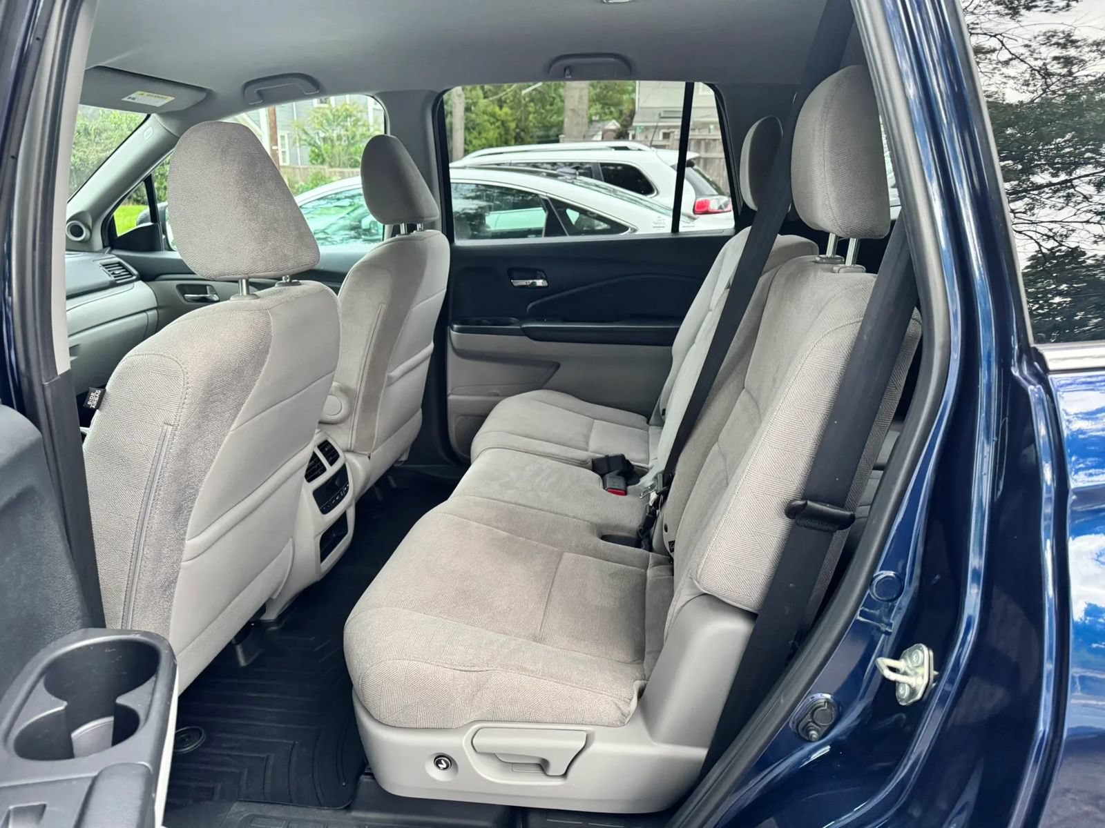 Used 2020 Honda Pilot EX image 10