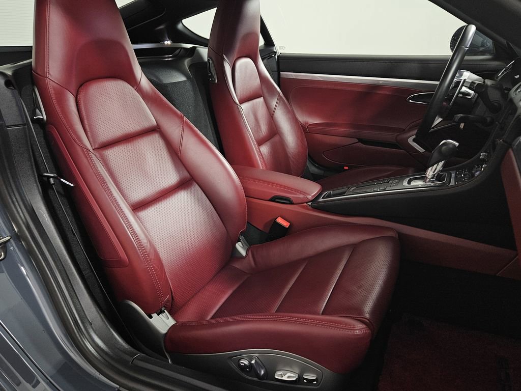 Used 2017 Porsche 718 Cayman S RWD image 30