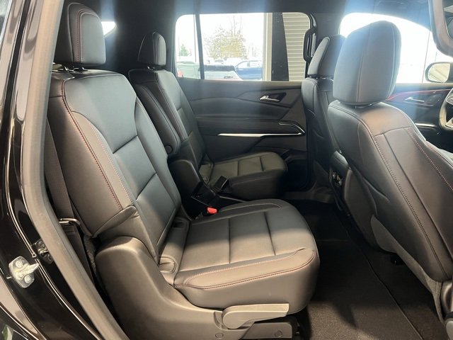 Used 2025 Chevrolet Traverse Z71 image 24