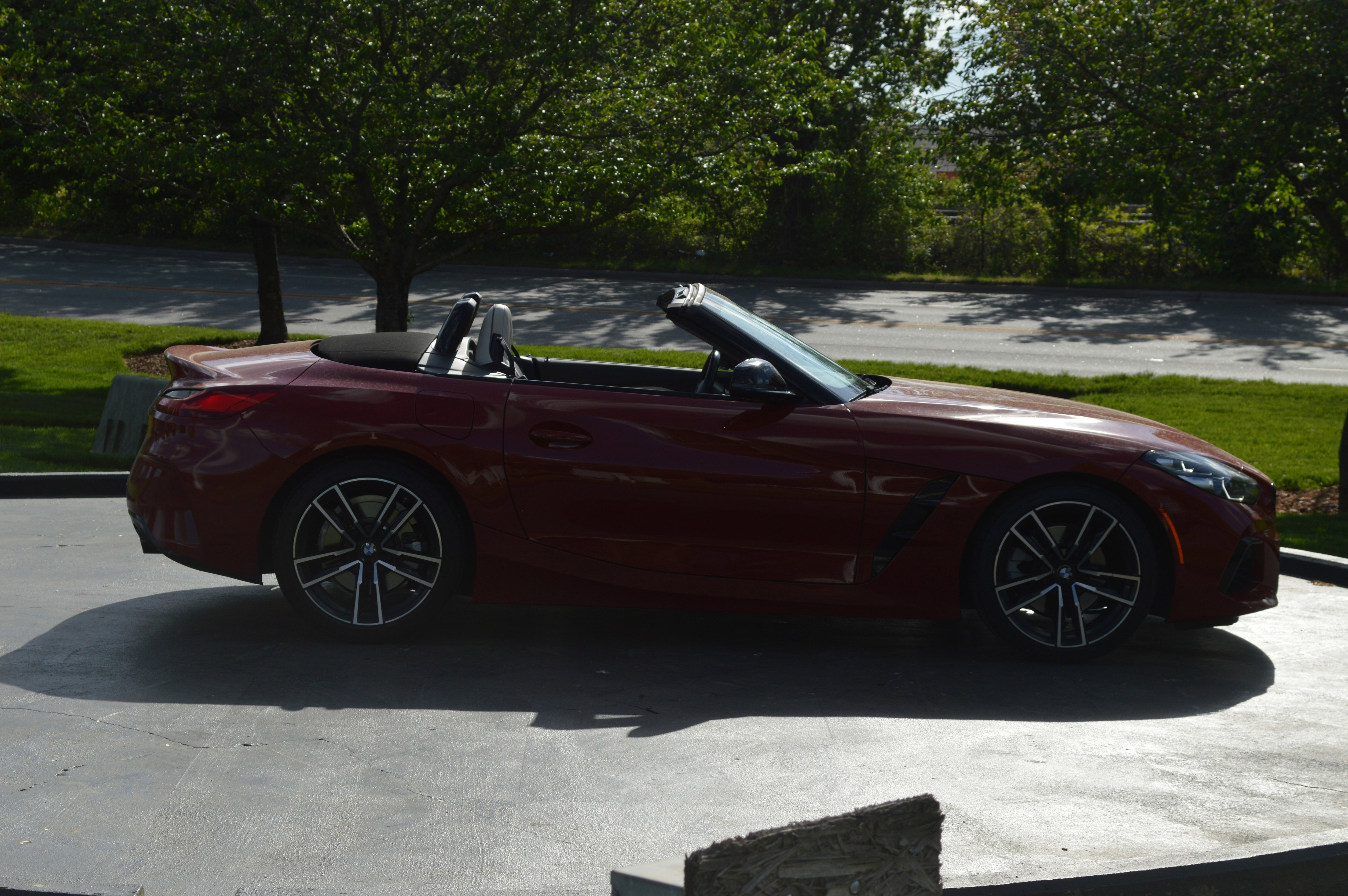 Used 2022 BMW Z4 sDrive30i w/ Premium Package image 12